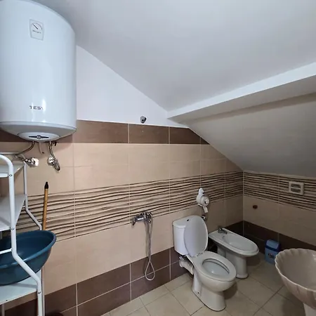 Blaceri Gæstehus Pogradec